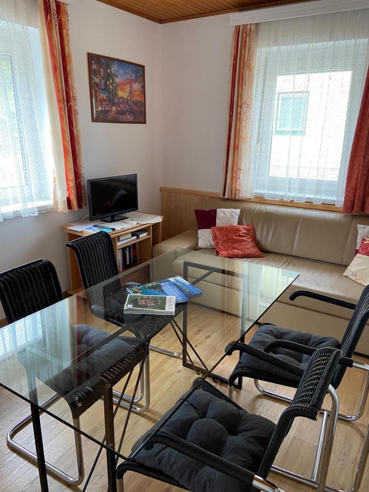 Ferienwohnung Kusternik フェルデン・アム・ヴェルターゼー エクステリア 写真